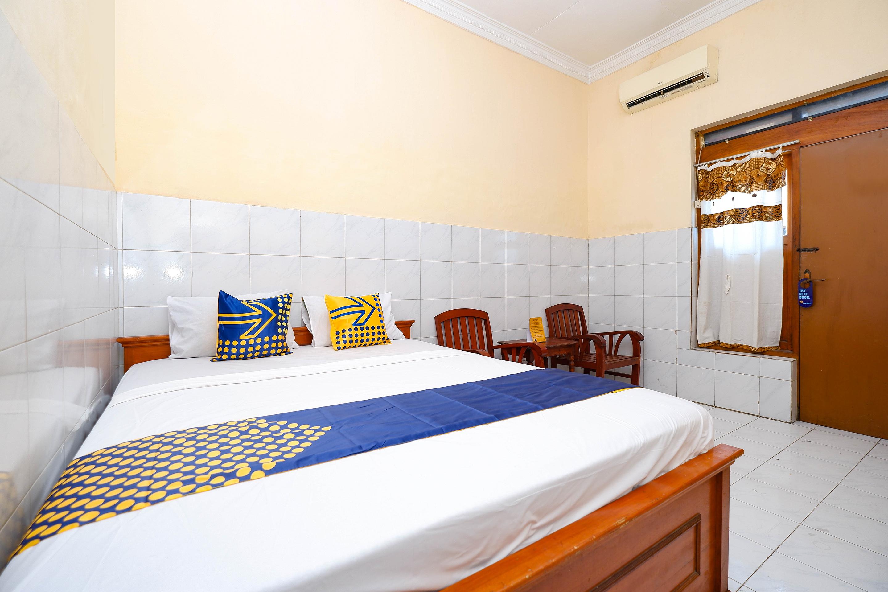 Spot On 2011 Hotel Mekar Sari Surakarta  Exterior photo